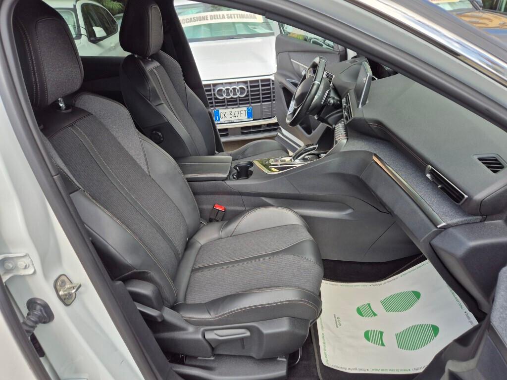 Peugeot 3008 GT-LINE EAT8 BlueHDi 130CV