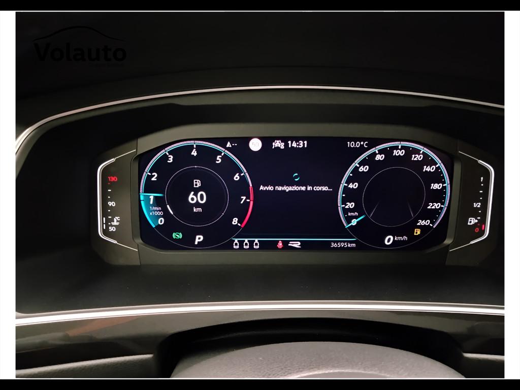 VOLKSWAGEN Tiguan II 2021 - Tiguan 1.5 tsi R-Line 150cv dsg