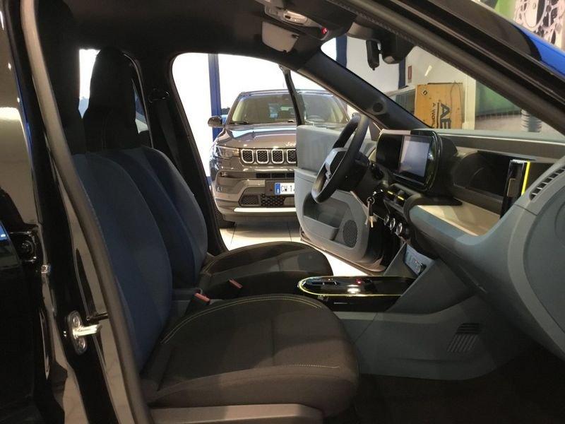 FIAT Grande Panda Grande Panda 1.2 Hybrid 110 CV S&S Icon - KM0 - PREZZO REALE