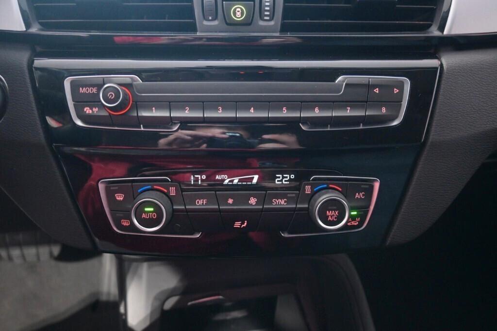 BMW X1 16D 115CV STEPTRONIC S-DRIVE BUSINESS ADVANTAGE ( CRUISE - NAVI - PDC )