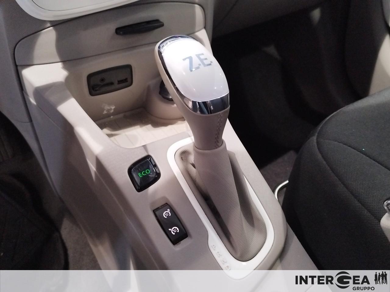 RENAULT Zoe Intens Q90 88cv my18