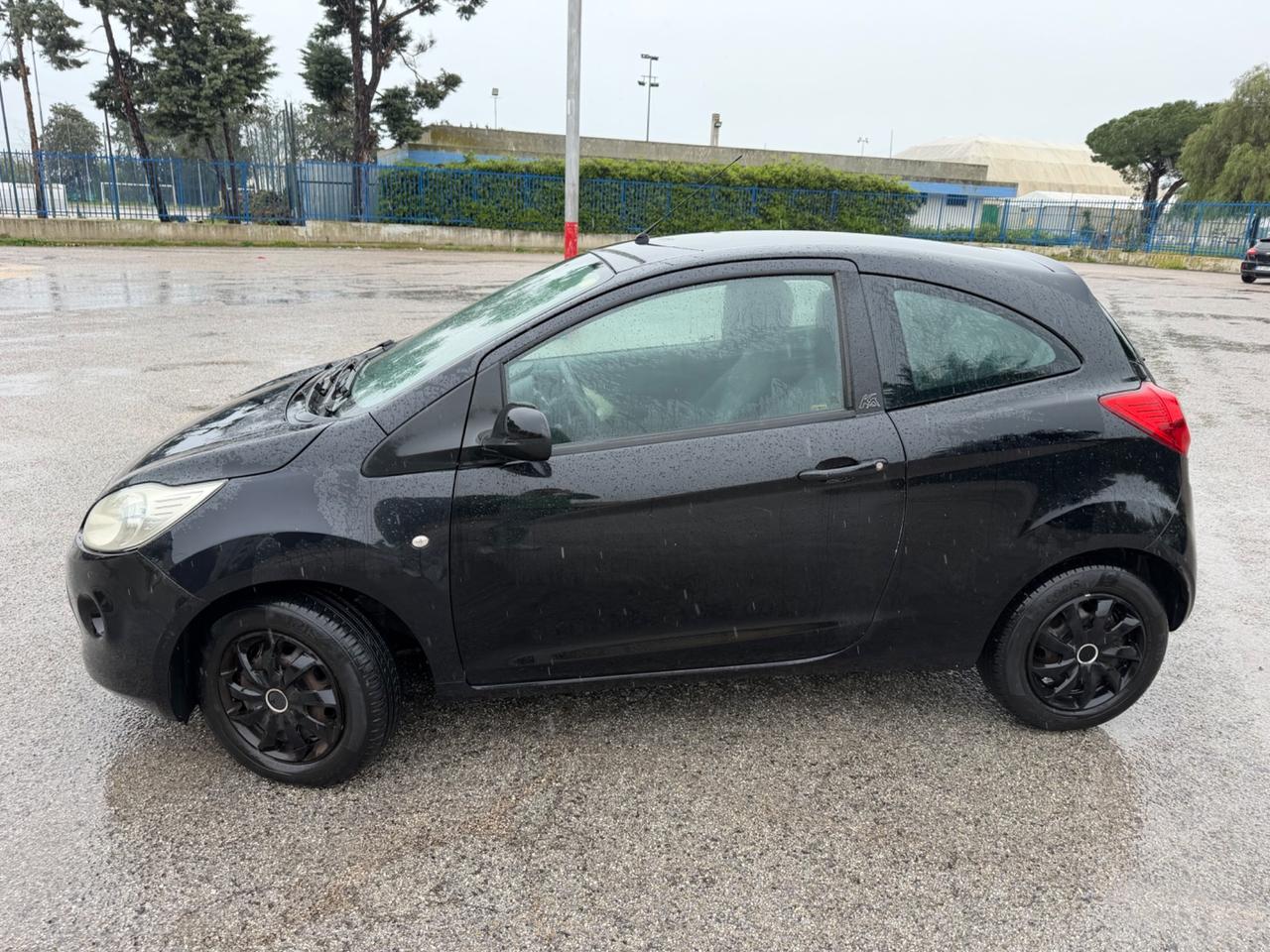 FORD KA 2011 1.2 BENZINA 69CV *70 MILAKM