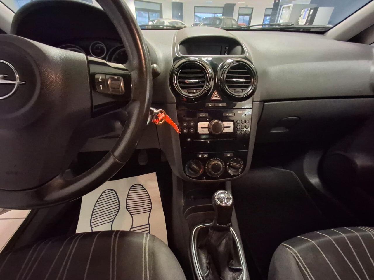 Opel Corsa 1.2 3 porte Edition