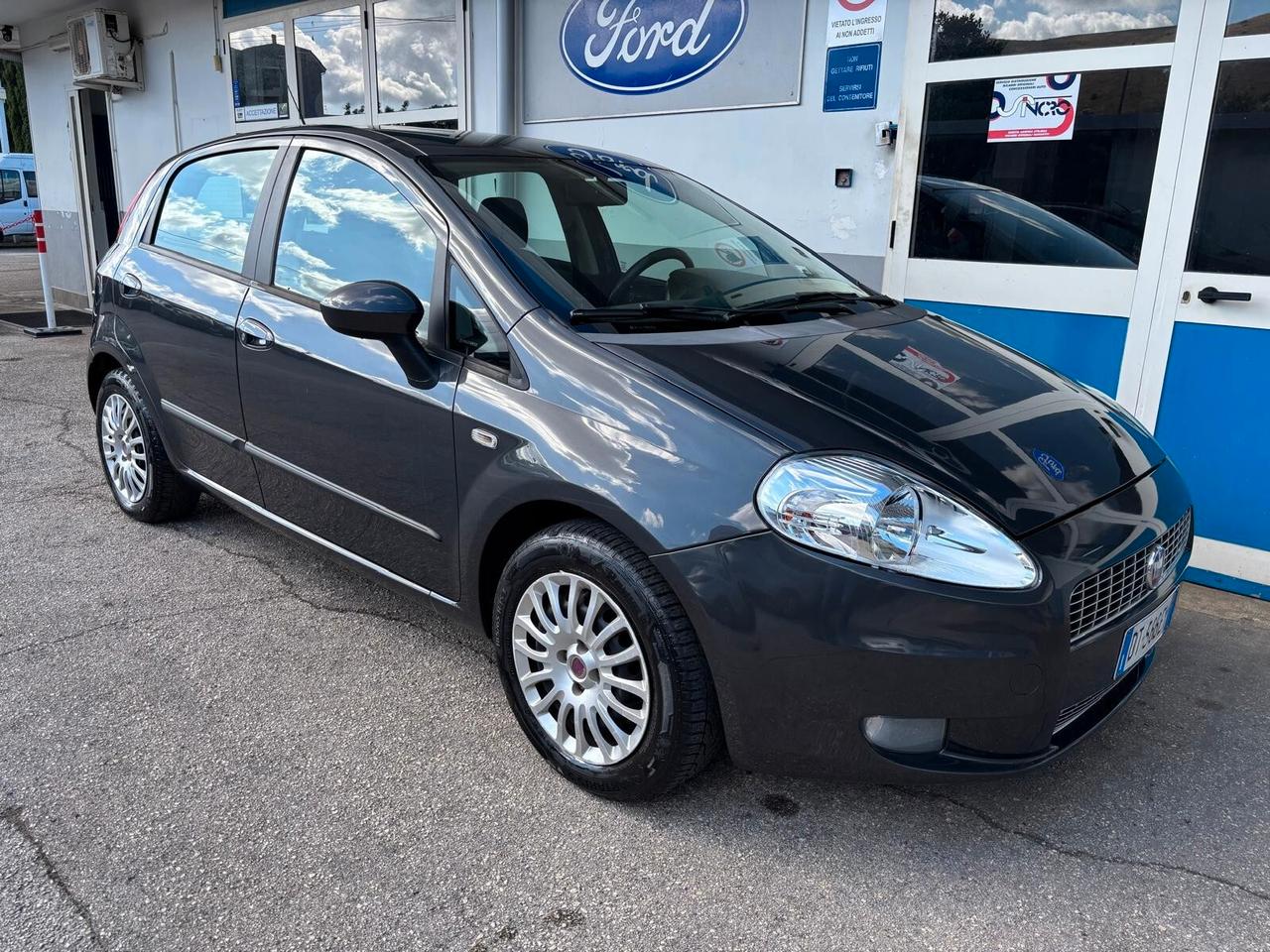Fiat Grande Punto 1.3 MJT 90 CV 5 porte Dynamic