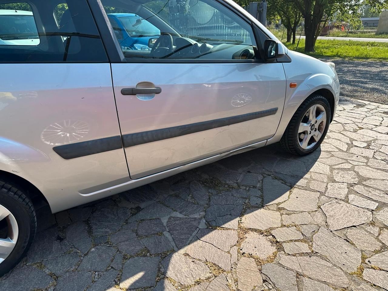 Ford Fiesta 1.2 16V 3p. Titanium