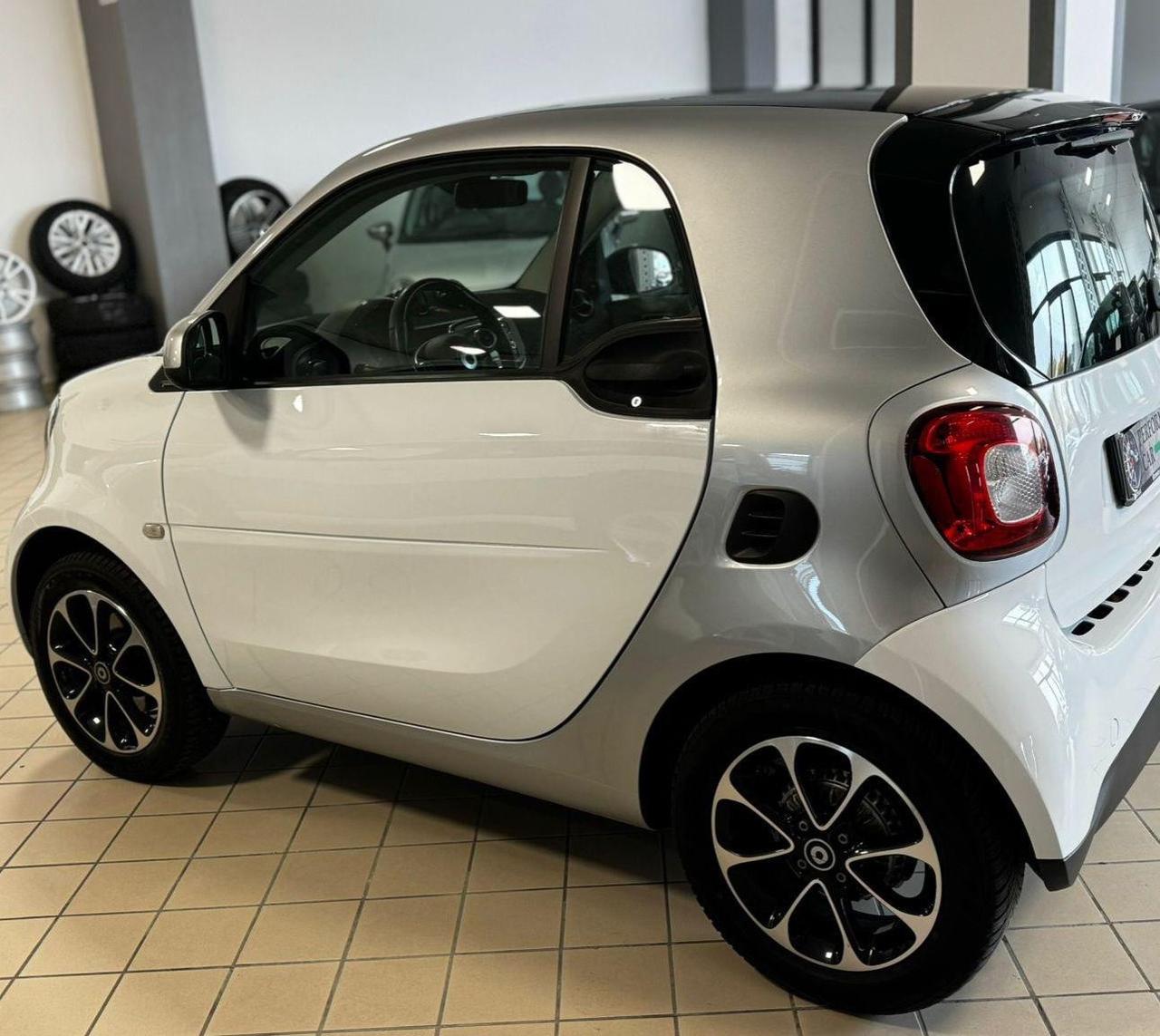 Smart ForTwo 70 1.0 Passion automatica