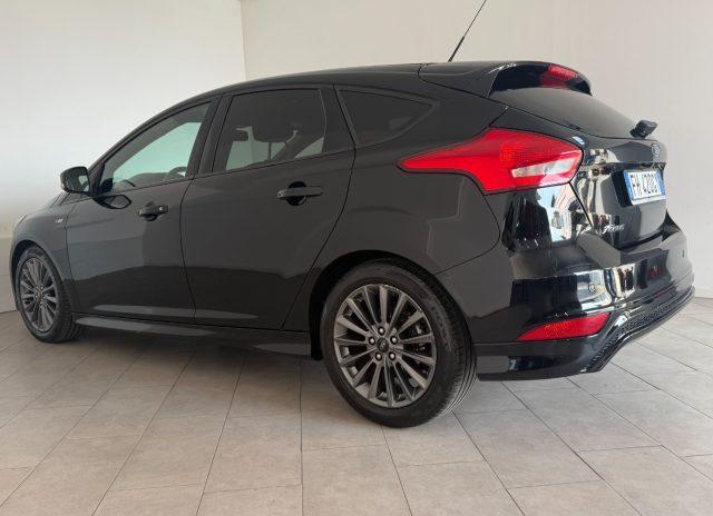 FORD Focus 1.5 TDCi 120 CV Start&Stop ST Line
