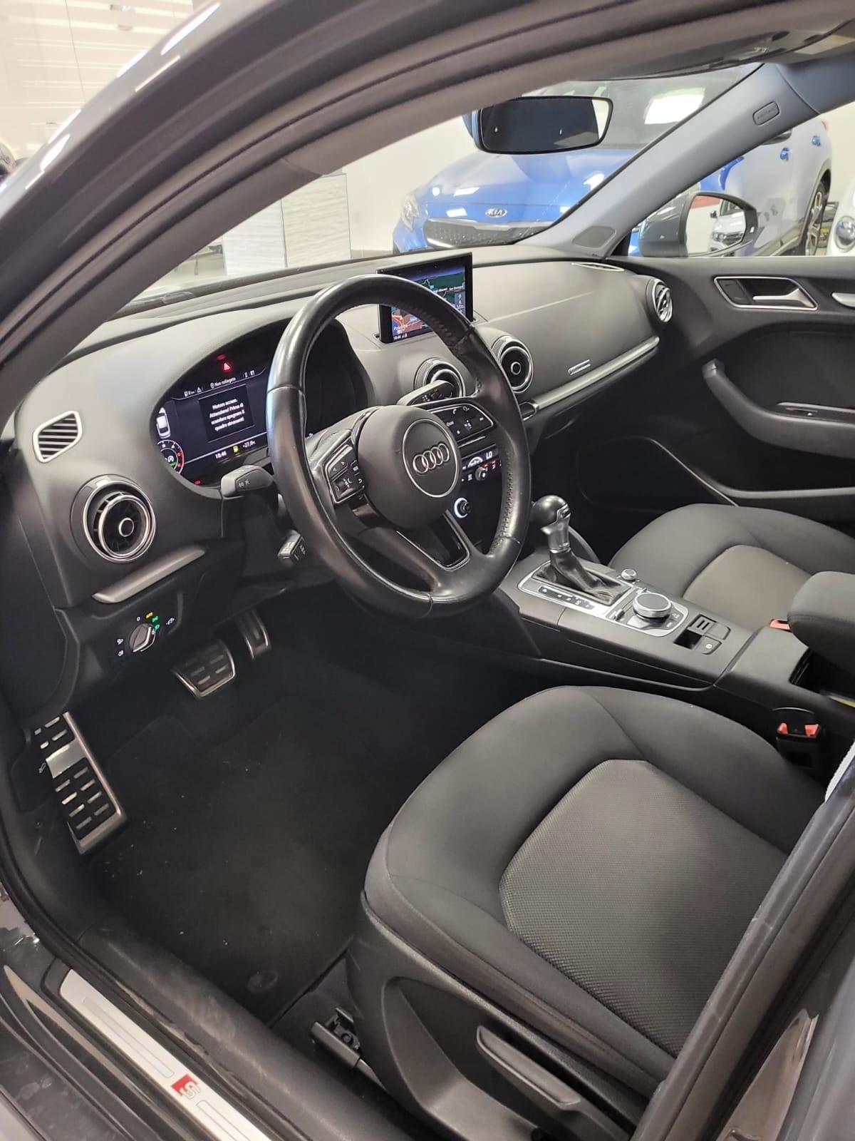 Audi A3 Sedan 30 TDI S tronic Design