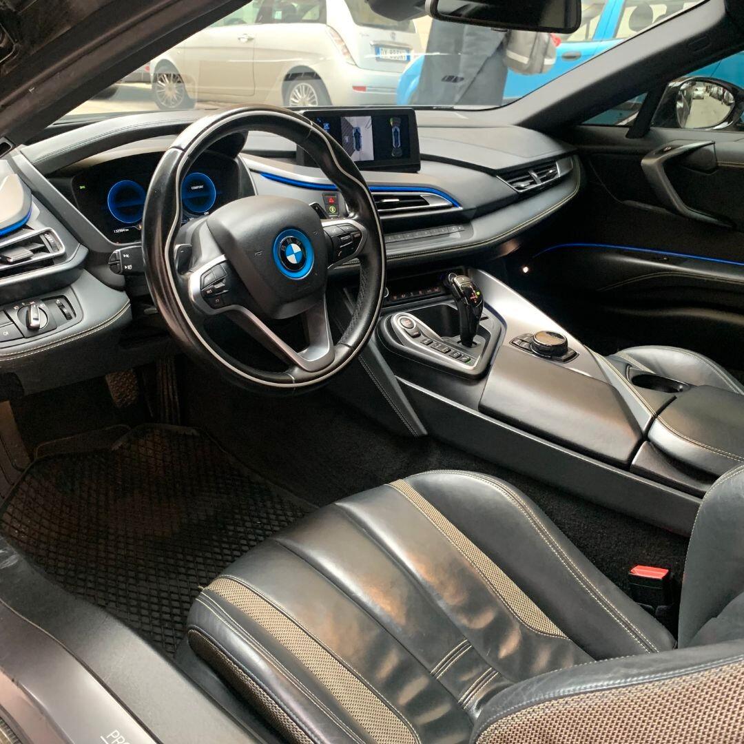 BMW i8 2017 **CERTIFICATA BMW**