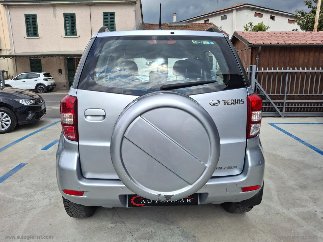 DAIHATSU Terios 1.5 4WD SX