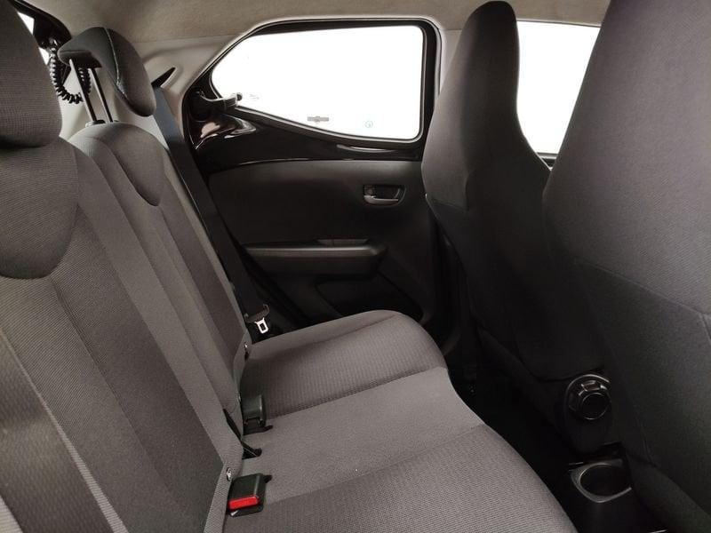 Toyota Aygo Aygo Connect 1.0 VVT-i 72 CV 5 porte x-play