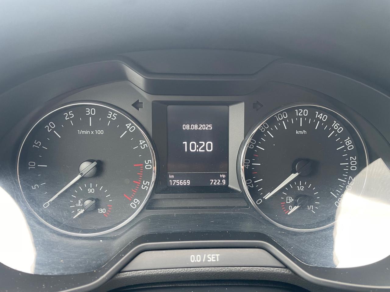 Skoda Octavia 1.6 TDI CR 105 CV Wagon Ambition