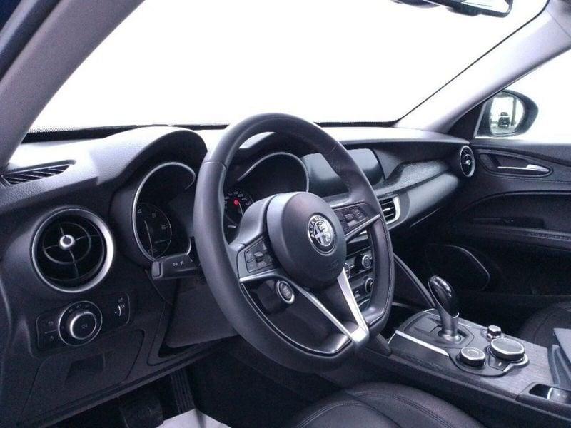 Alfa Romeo Stelvio 2.2 t Executive Q4 210cv auto my19
