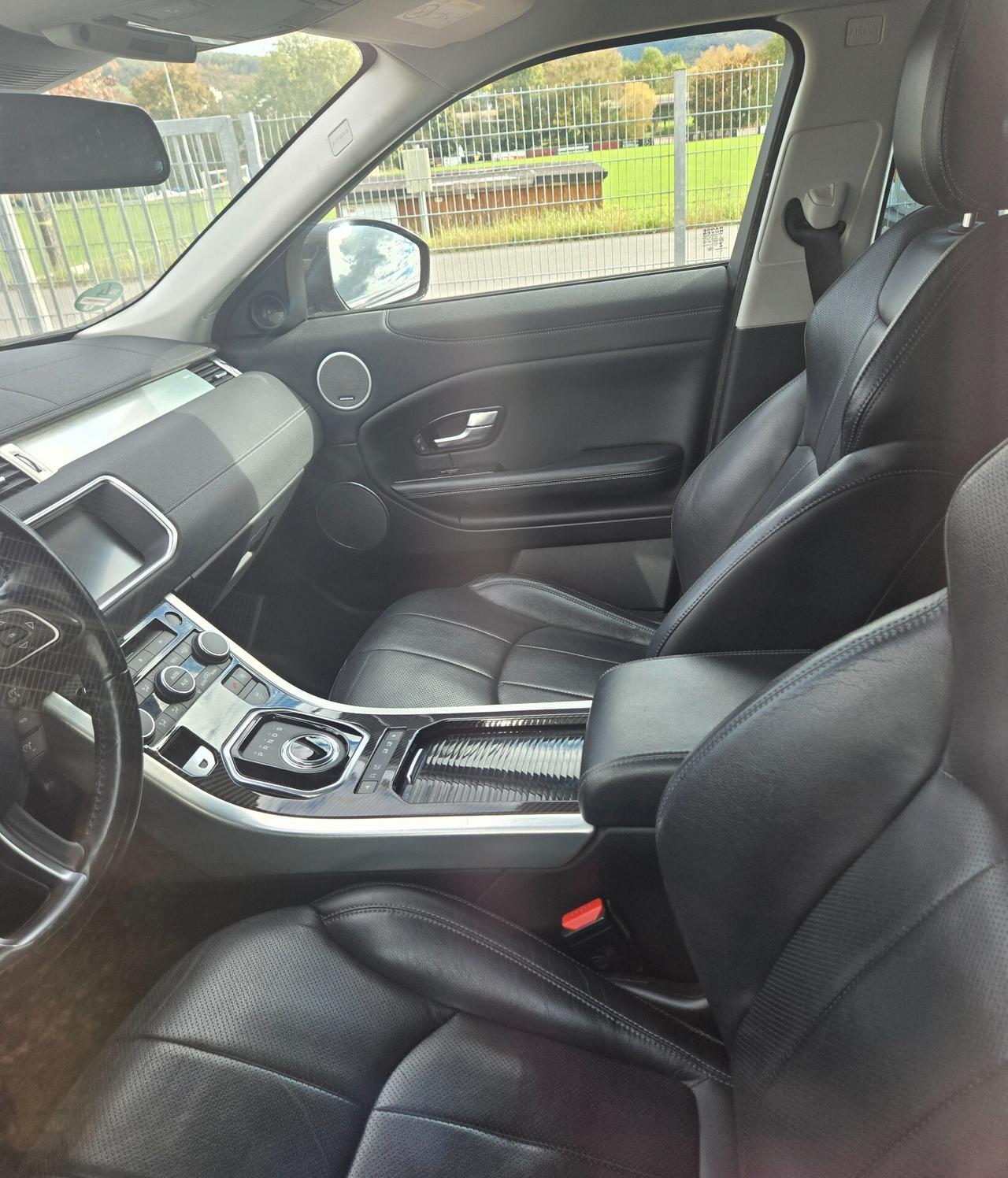 Land Rover Range Evoque 2.0 TD4 180 CV 5p. SE Dynamic