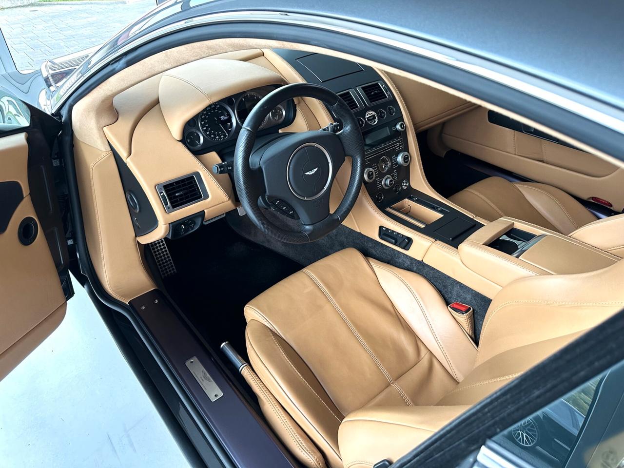 Aston Martin V8 Vantage Coupé Sportshift