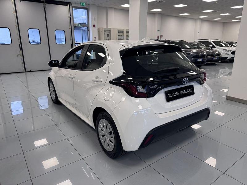 Toyota Yaris Hybrid Active MY22