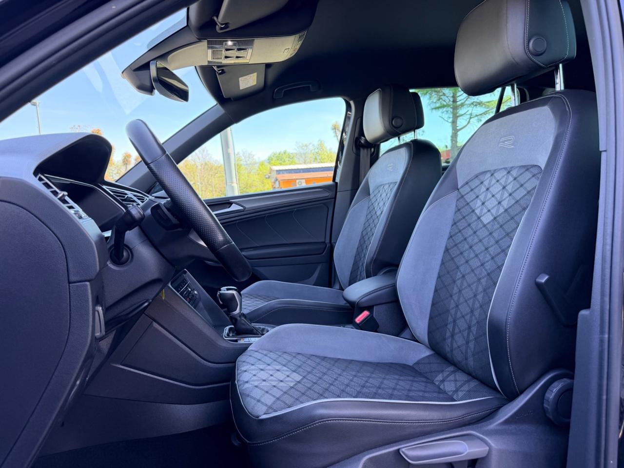 Volkswagen Tiguan 2.0 TDI 150 CV SCR DSG 4MOTION R-Line