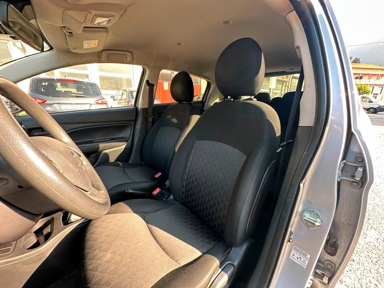 Mitsubishi Space Star 1.2 Intense SDA