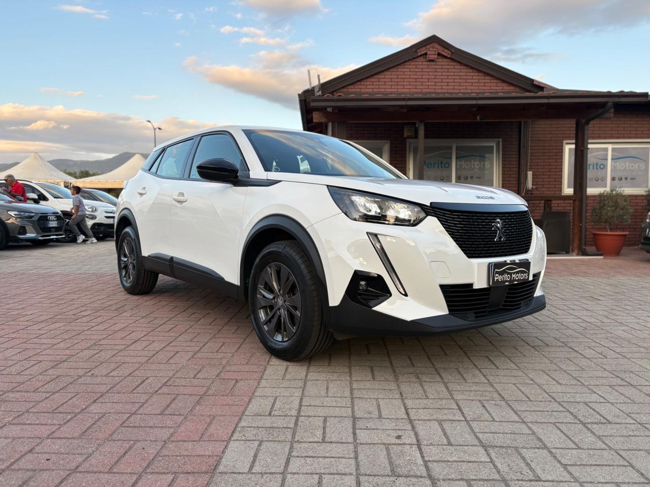 Peugeot 2008 PureTech 100 S&S Allure