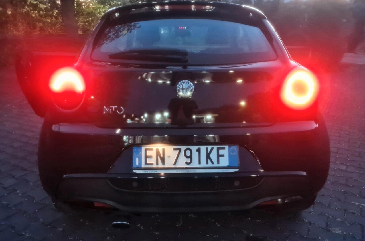 Alfa Romeo MiTo 1.3 JTDm-2 95 CV S&S Distinctive