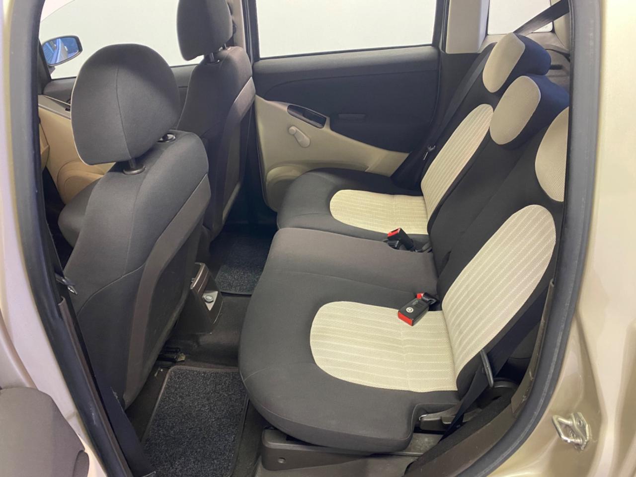 Lancia MUSA 1.4 16V Platino Plus