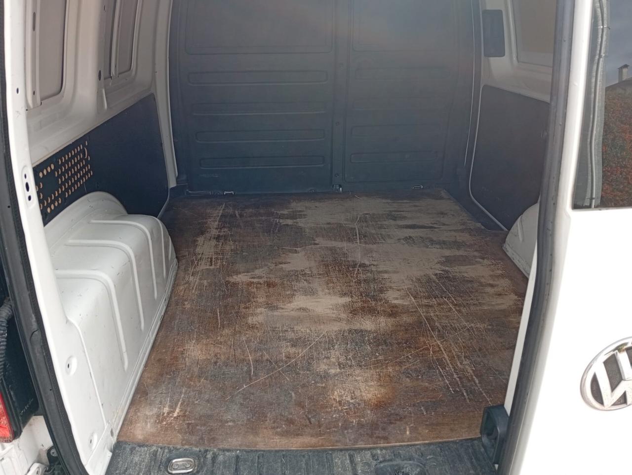 Volkswagen Caddy 2.0 TDI 102 CV Autocarro Space