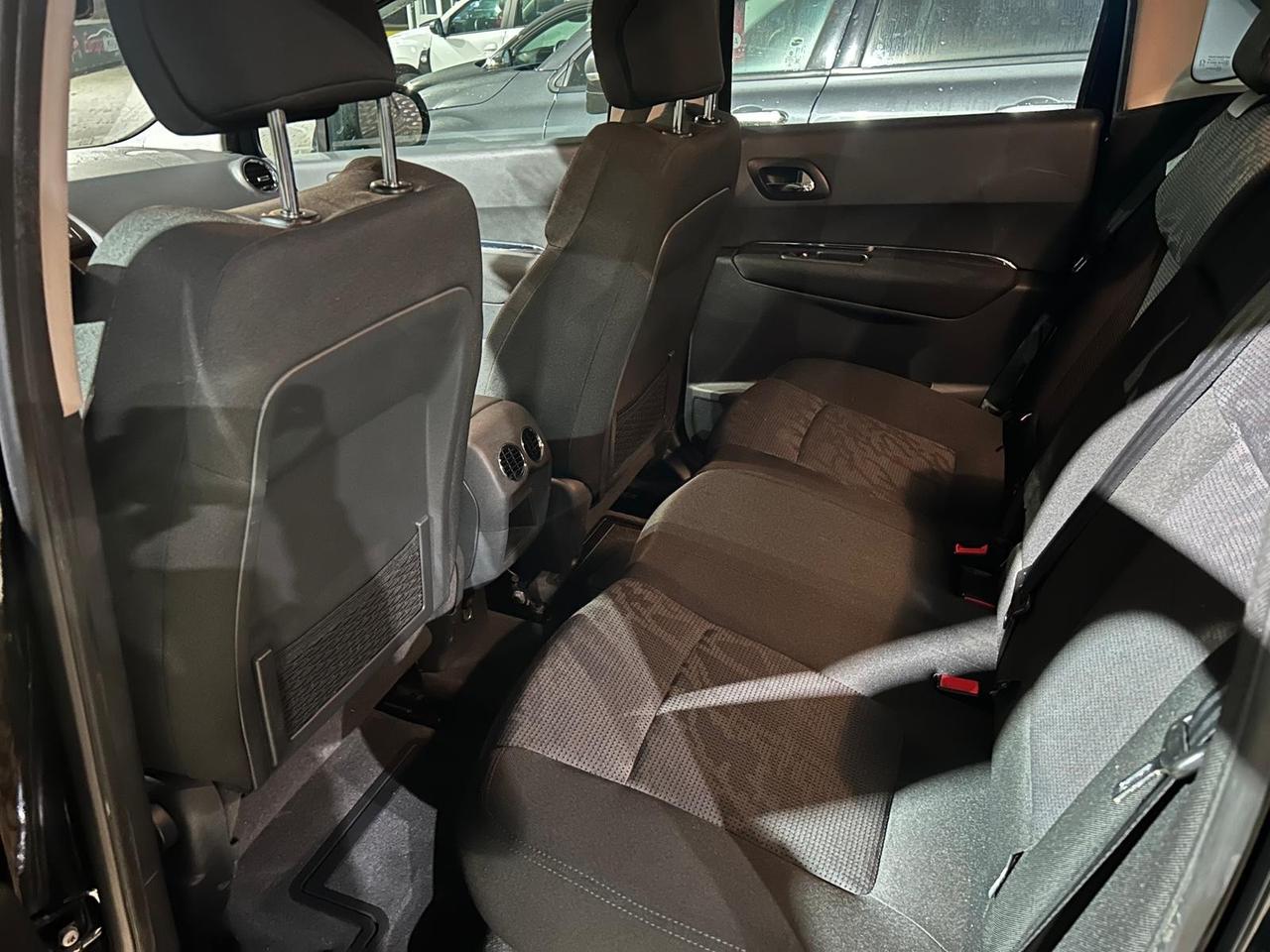 Peugeot 3008 1.6 HDi 110CV Premium