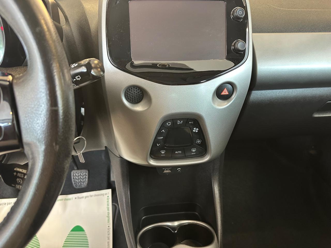 Toyota Aygo 1.0 VVT-i 69 CV 5 porte x-clusiv