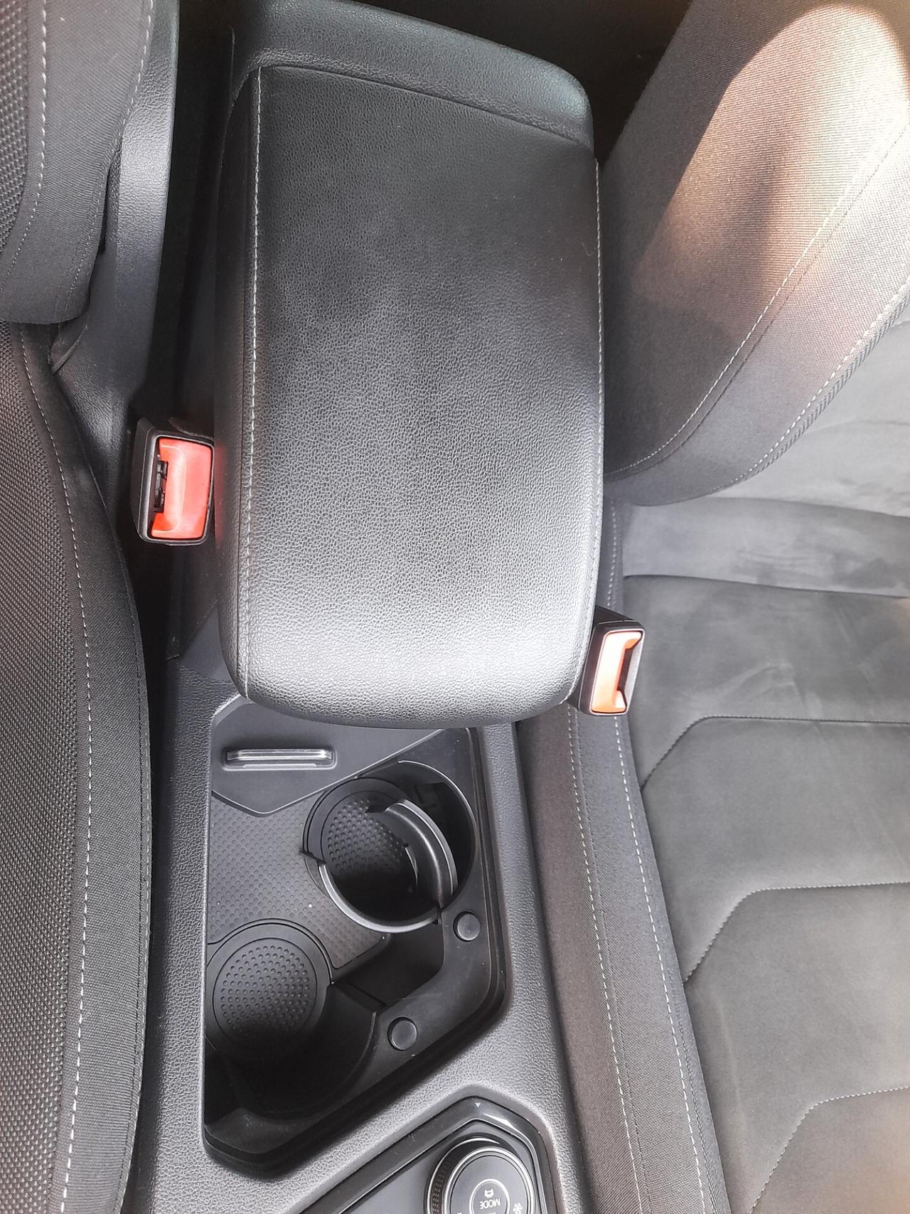 Volkswagen Tiguan 2.0 TDI SCR DSG 4MOTION Executive BMT