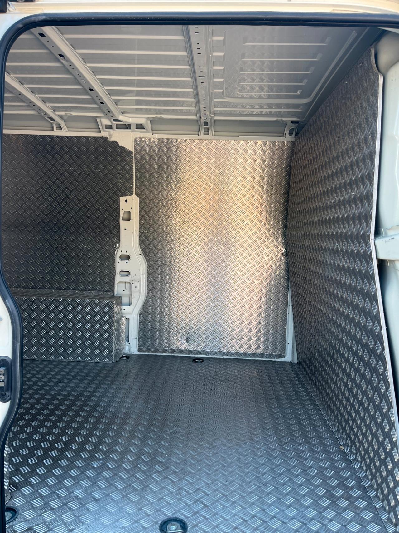 Citroen Jumper Furgone 33 L1H1 BlueHDi 140 + IVA !