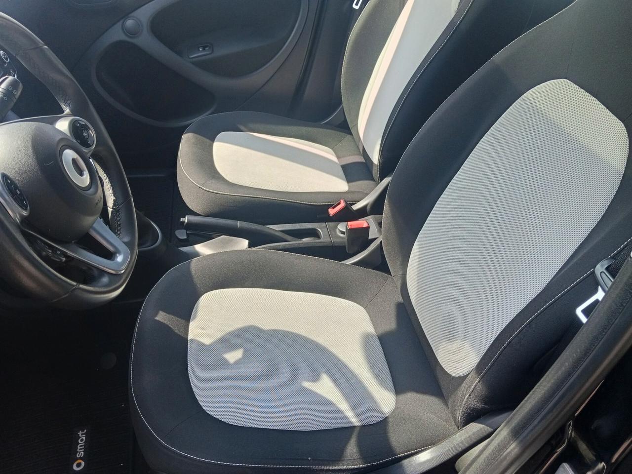 Smart ForFour 70 1.0 Passion