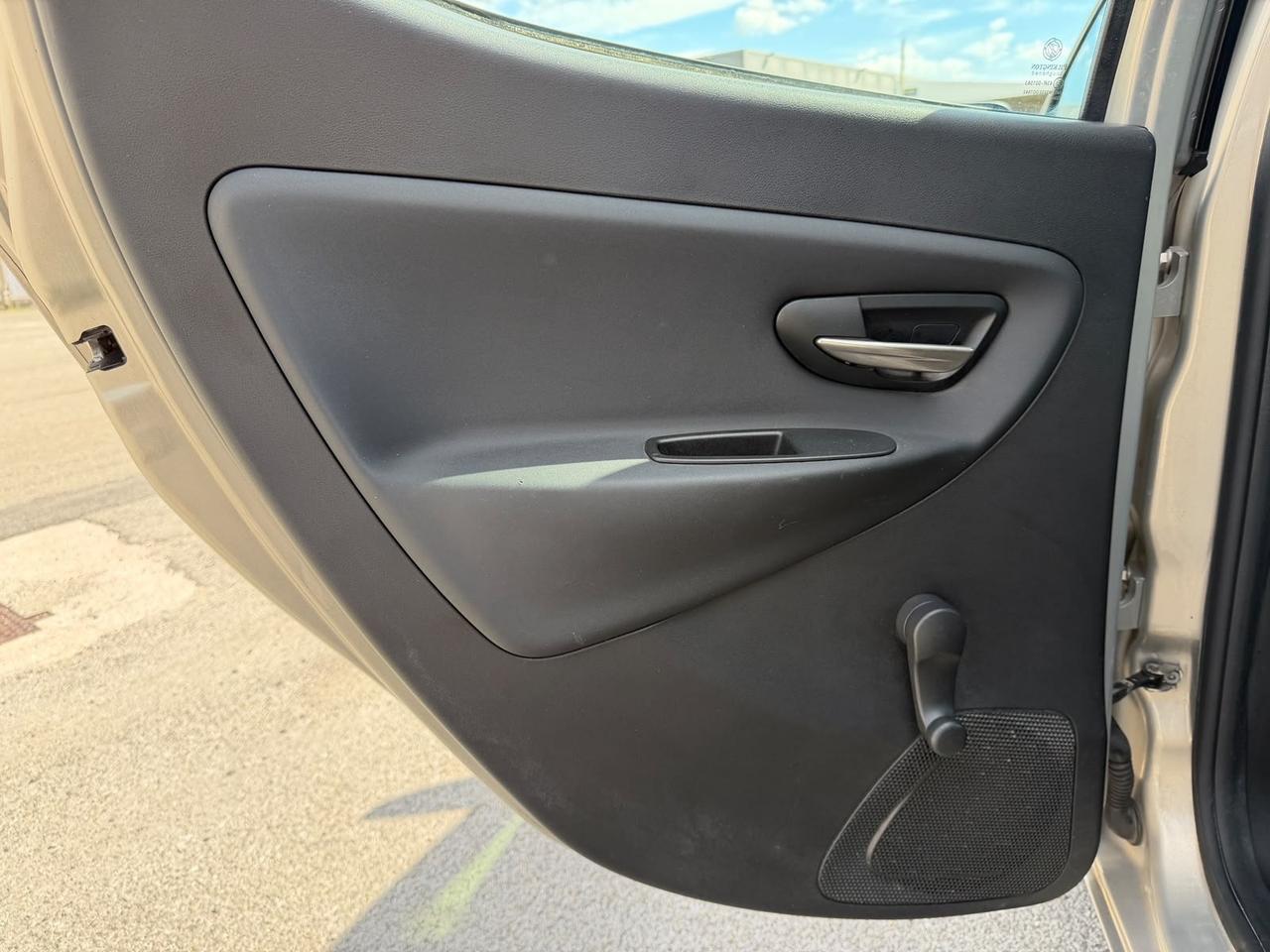 Lancia Ypsilon 100000 KM GARANZIA 12 MESI