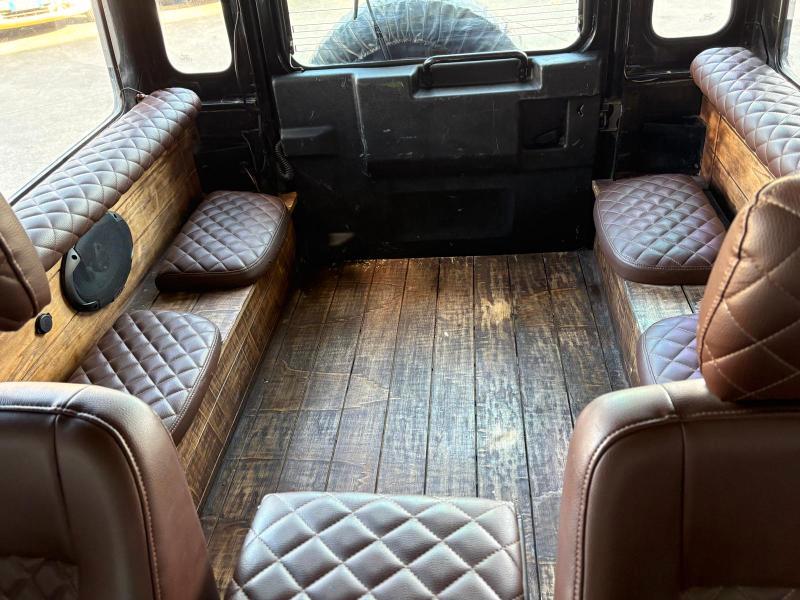 LAND ROVER DEFENDER 90