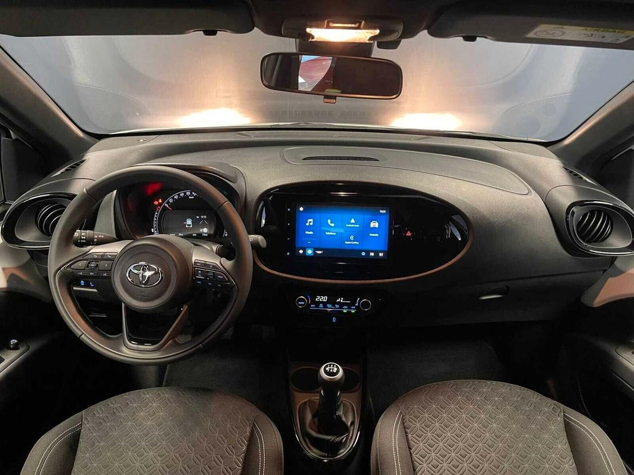 Toyota Aygo X 1.0 VVT-i 72 CV 5 porte Trend