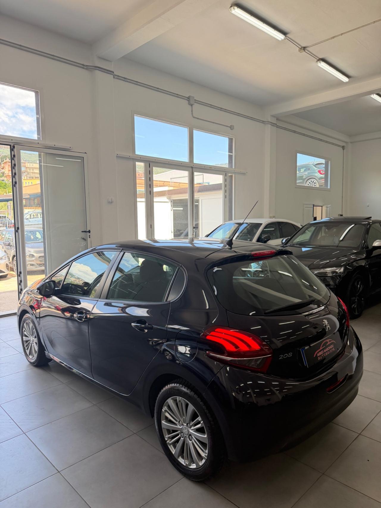 Peugeot 208 BlueHDi 75 5 porte Active FINANZIABILE