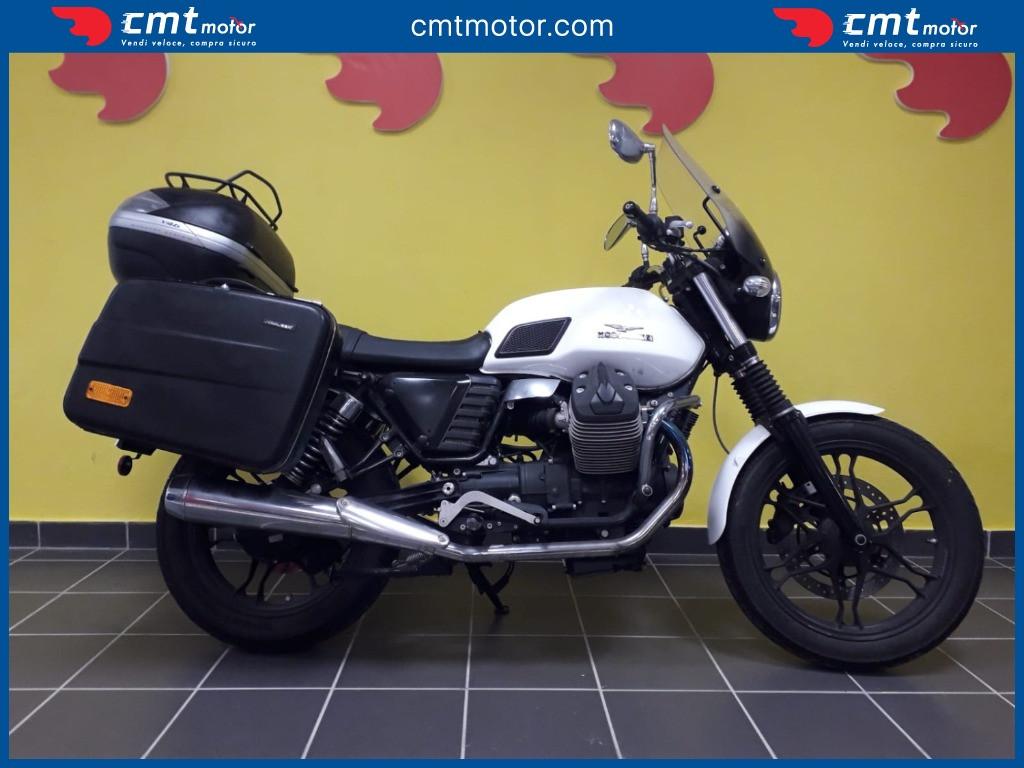 Moto Guzzi V7 - 2012