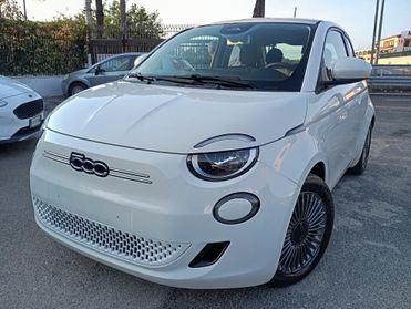 Fiat 500e Berlina 42kWh Icon