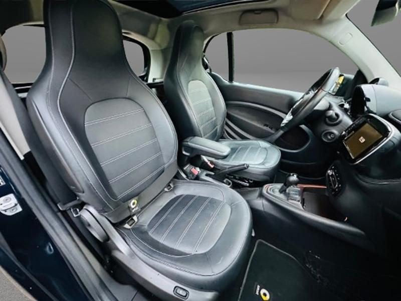 smart fortwo fortwo EQ Parisblue (22kW)