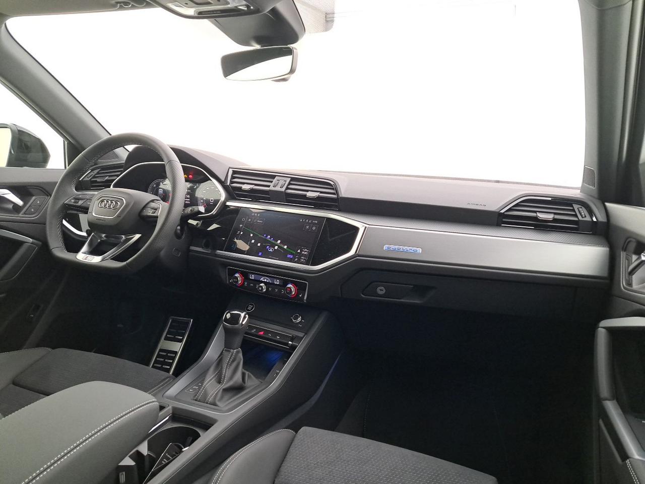 Audi Q3 sportback 40 2.0 tdi identity black quattro 193cv s-tronic