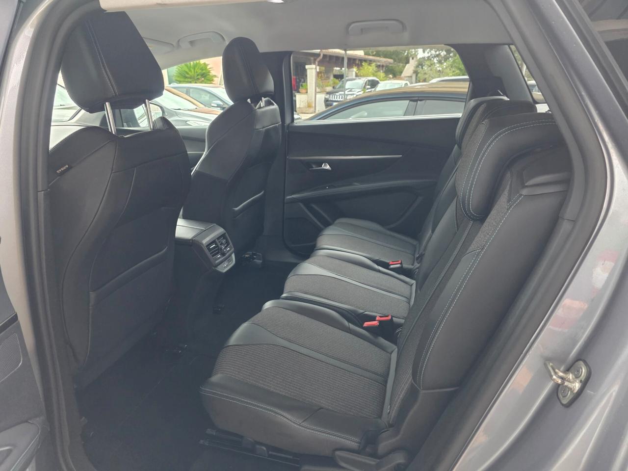 Peugeot 5008 BlueHDi 130 S&S EAT8 Allure