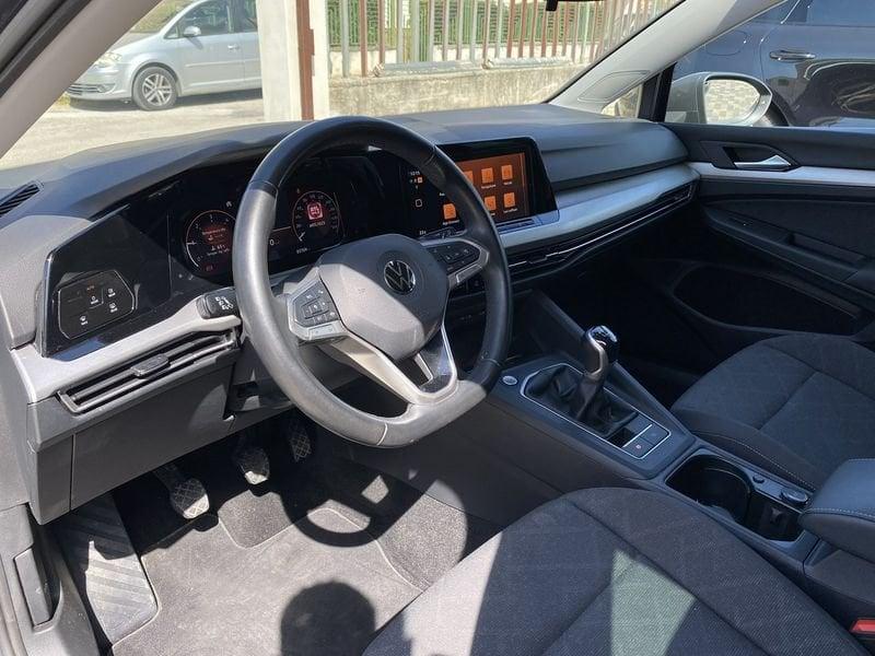 Volkswagen Golf 8 Life 2.0 TDI 116 CV