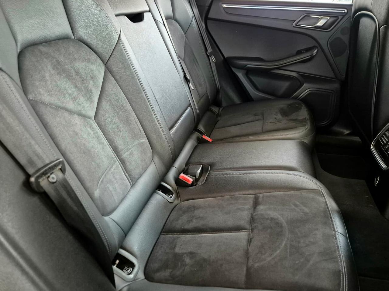 Porsche Macan 2.0 245CV PDK