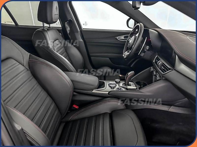 Alfa Romeo Giulia Giulia 2.0 t Competizione Q4 280cv auto