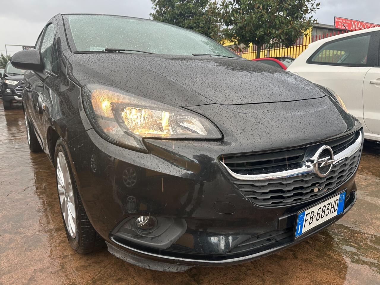 Opel Corsa 1.4 90CV 5 porte b-Color