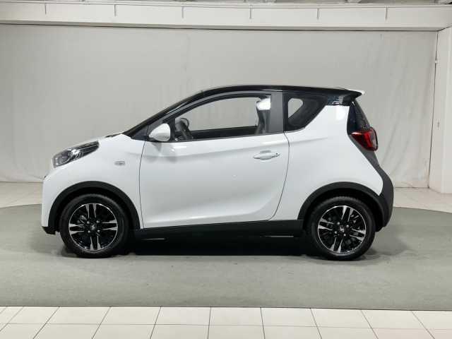 DR Automobiles DR1 EV