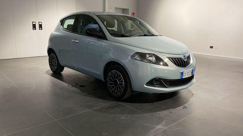 Lancia Ypsilon 1.0 FireFly 5 porte S&S Hybrid Platino