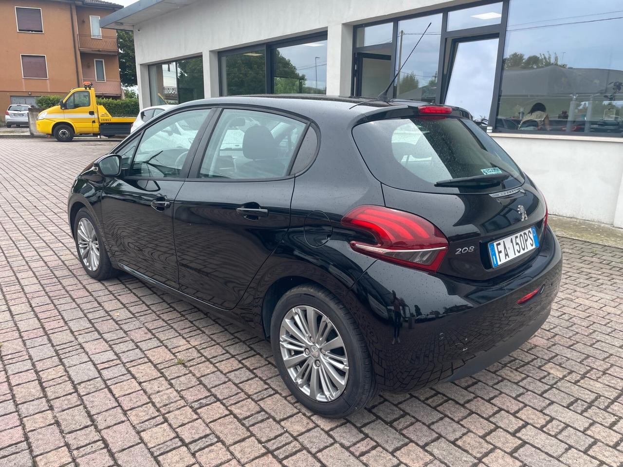 Peugeot 208 BlueHDi 75 5 porte Active