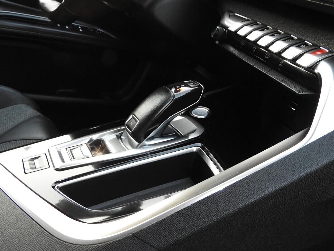 Peugeot 3008 1600HDi 120cv