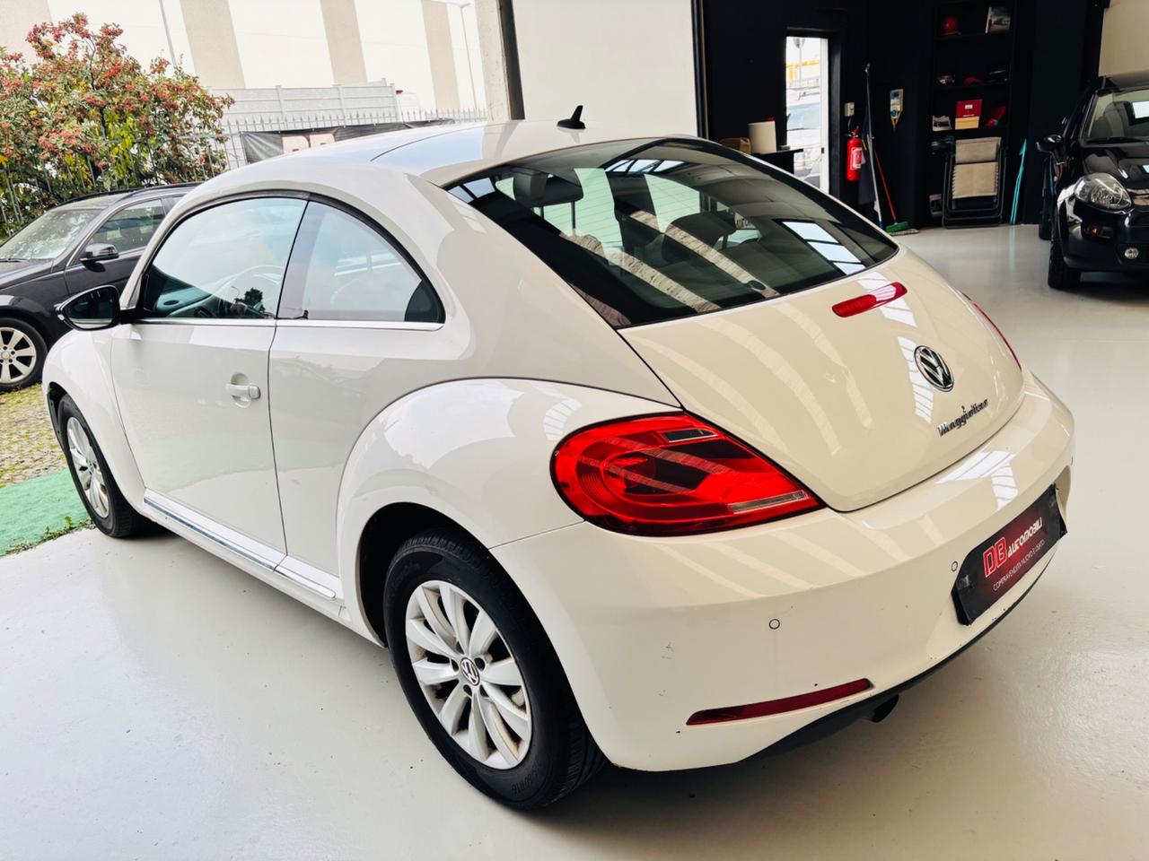 Volkswagen Maggiolino 1.6 TDI DSG Design