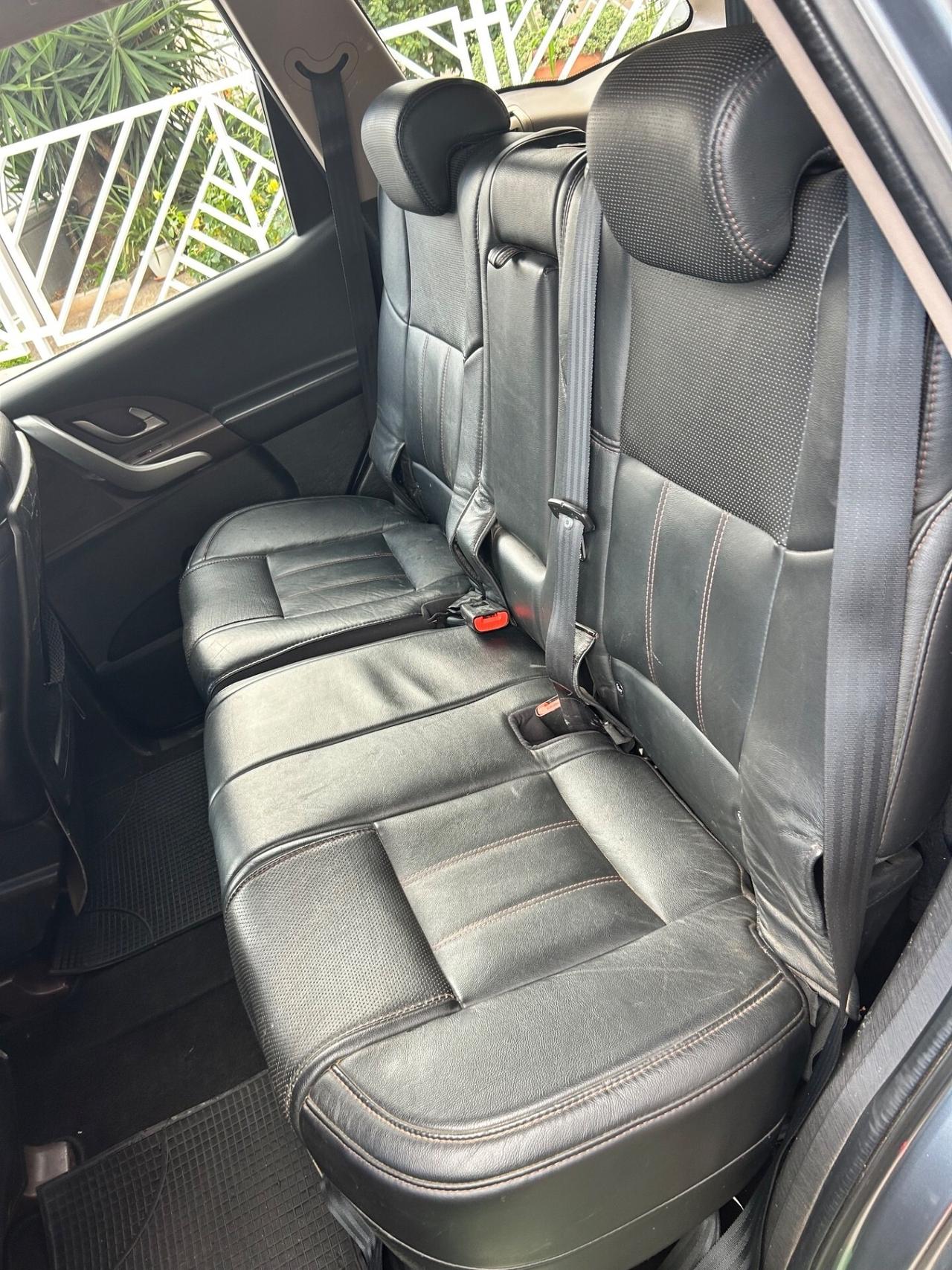 Mahindra XUV500 2.2 16V AWD W6 N1